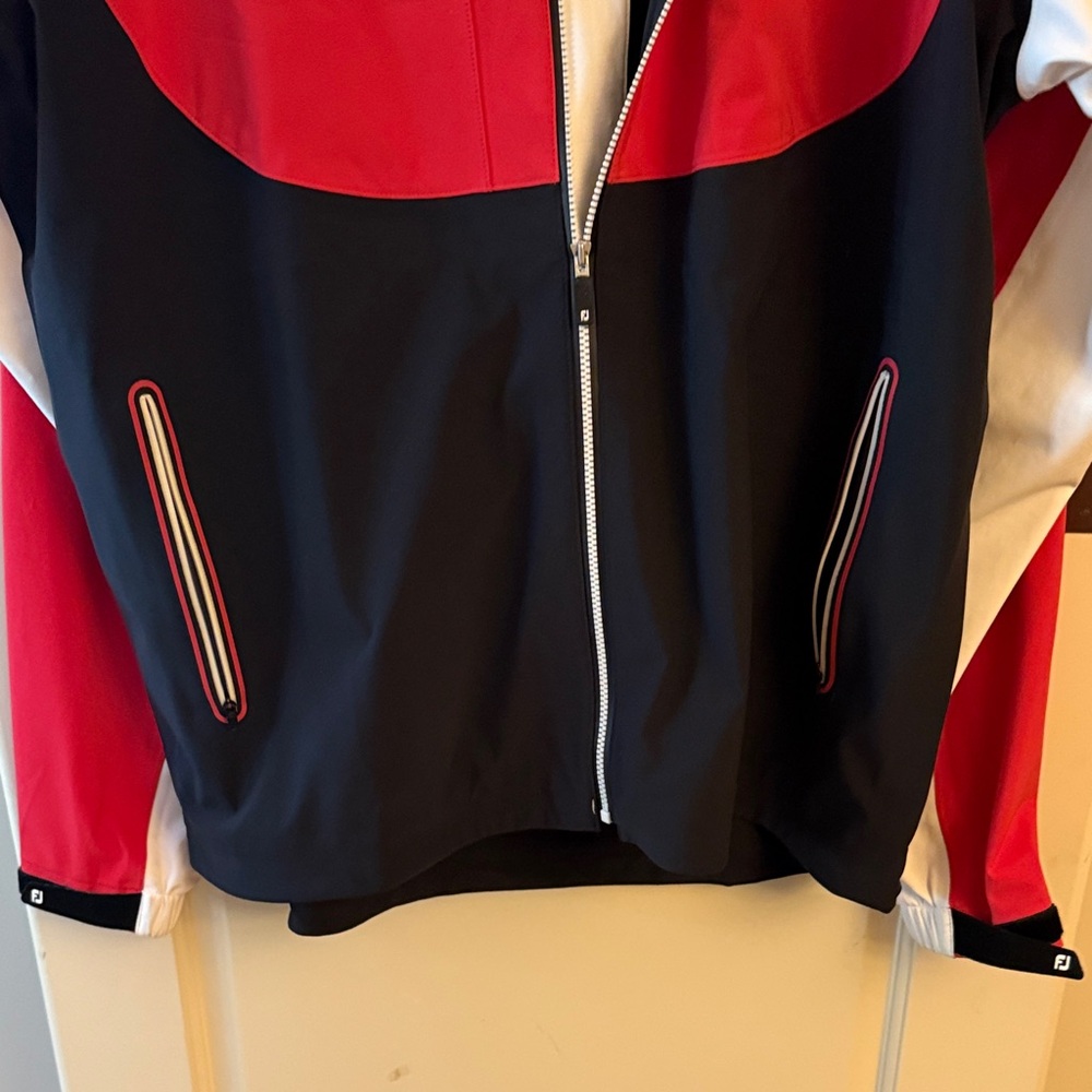 Red and Black Colorblock Jacket - Picture 5 of 7